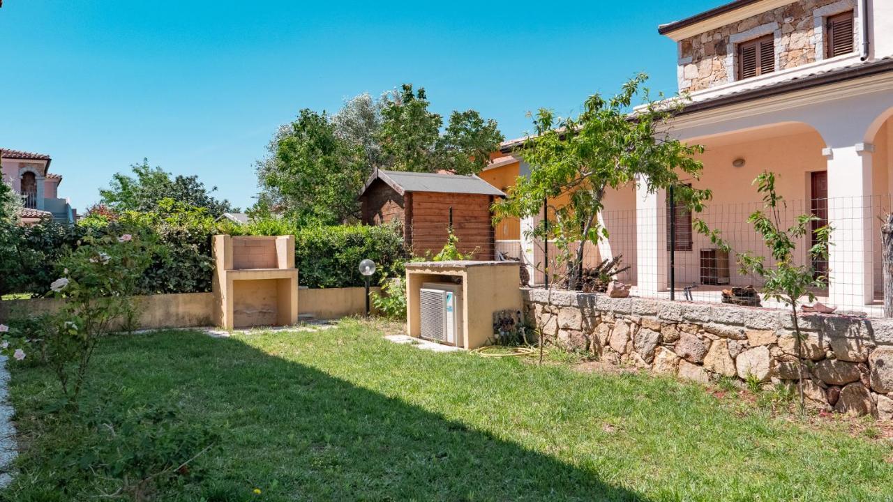Casa Vacanza La Suaredda San Teodoro  Eksteriør billede