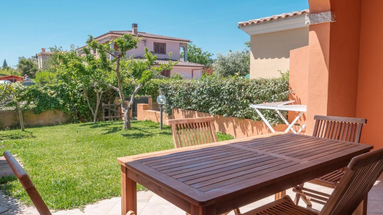 Casa Vacanza La Suaredda San Teodoro  Eksteriør billede