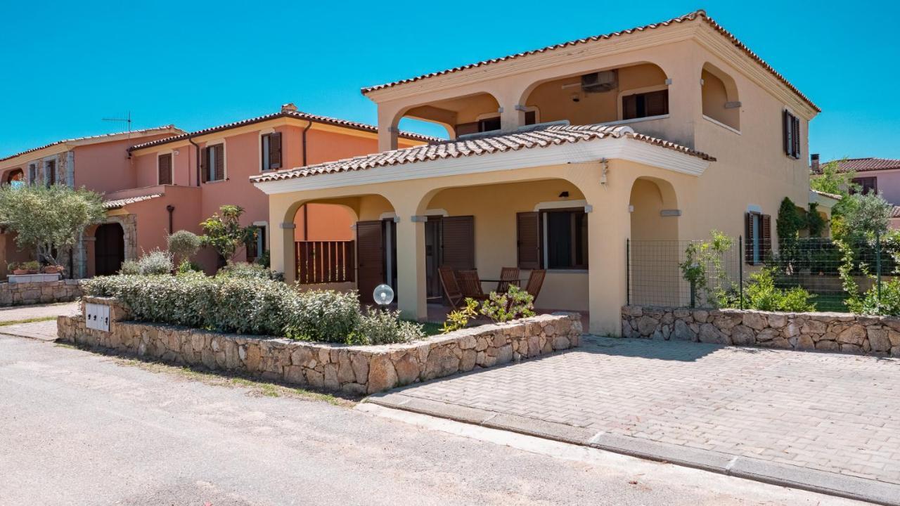 Casa Vacanza La Suaredda San Teodoro  Eksteriør billede