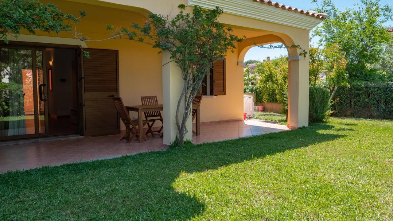 Casa Vacanza La Suaredda San Teodoro  Eksteriør billede