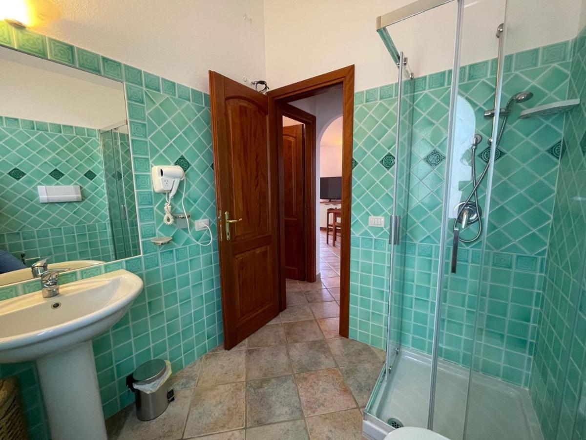 Casa Vacanza La Suaredda San Teodoro  Eksteriør billede