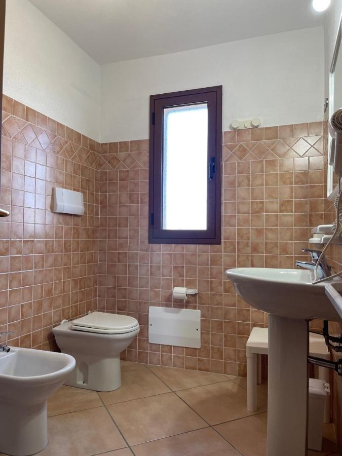 Casa Vacanza La Suaredda San Teodoro  Eksteriør billede